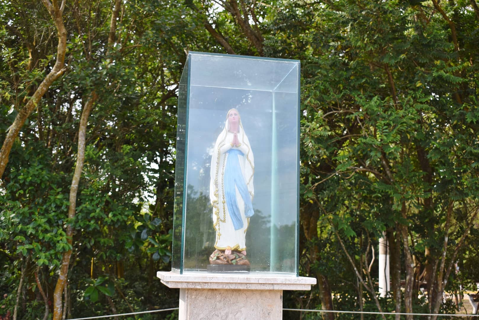 Gruta Nossa Sra. de Lourdes – Parque Náutico